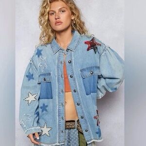 POL NWT Jacket Denim Star Patch Details Pockets size Small - Large